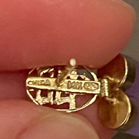 14K Purple Jade Jewelry Earrings - Picture 3 of 4